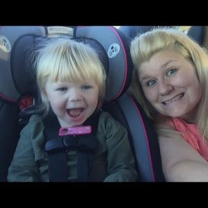 Meet your Posher, Alicia